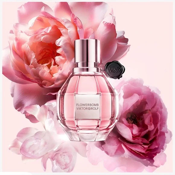 Viktor & Rolf Flowerbomb and Flowerbomb Tiger Lily Duo Travel Set-NIB 🌸 - Picture 2 of 6